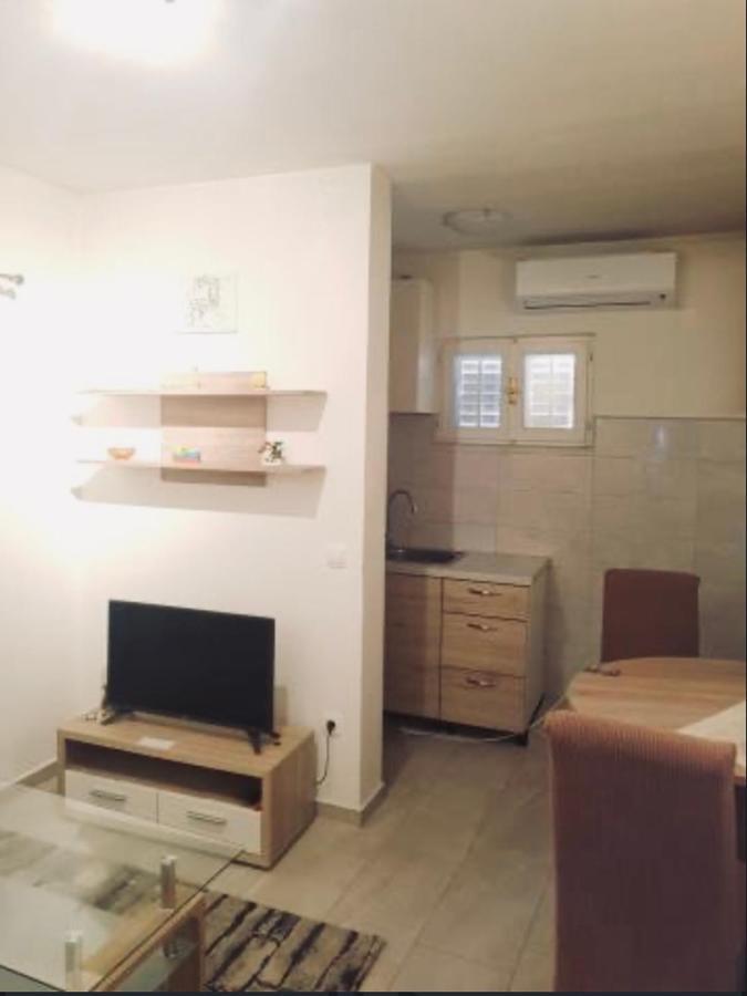 Apartmani Veronika Sukošan Exteriér fotografie