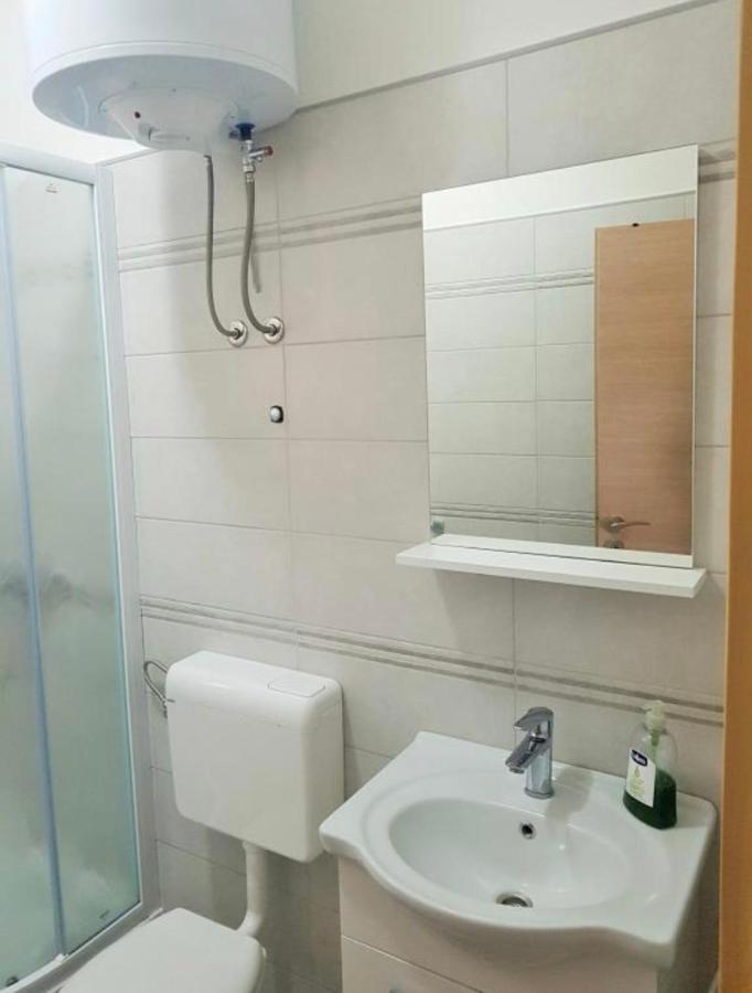 Apartmani Veronika Sukošan Exteriér fotografie