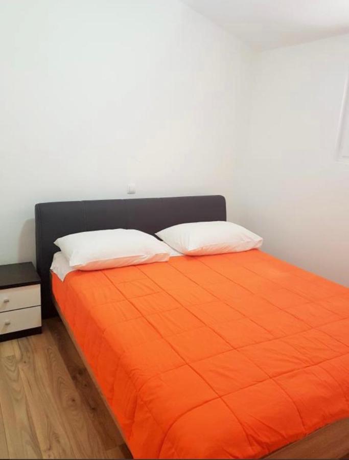 Apartmani Veronika Sukošan Exteriér fotografie